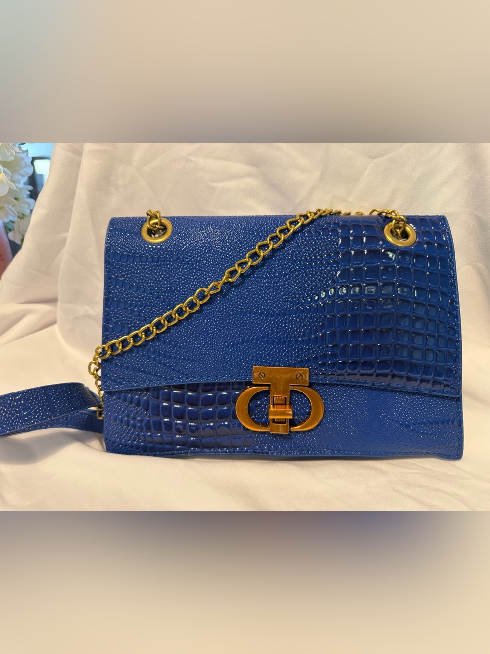 Blue Croc-Embossed Chain Shoulder Bag - Gold Hardware